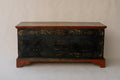 Pennsylvania German Blanket Chest with Decorative et Folk Art Painting